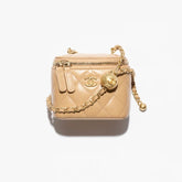 Cruise 2025/26 Small Vanity with Chain Beige