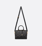 Groove 25 Bag Black Macrocannage Calfskin