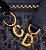 Medium D-Journey Bag