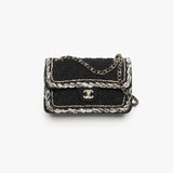 Fall-Winter 2025/26 Small Classic Handbag Black