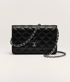 Classic Wallet on Chain Black